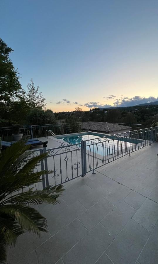 Appartement Villa D'Aurore 勒鲁雷 外观 照片